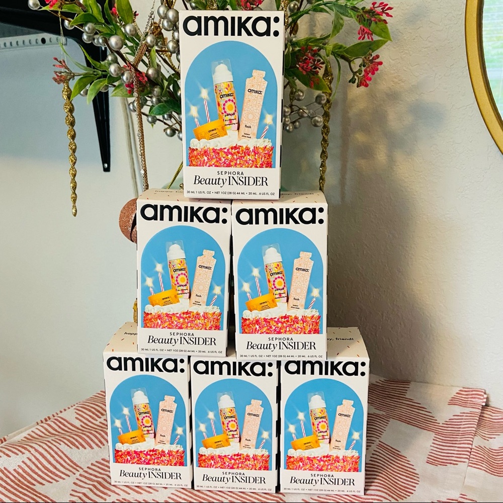 amika Sets Perk Up Dry Shampoo Soulfood Nourishing Mask Flash Instant Shine Mask